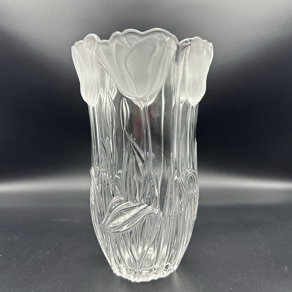 Vintage BLOCK Tulip Garden Satin 24% Lead Crystal Vase Poland Frosted Floral 8”